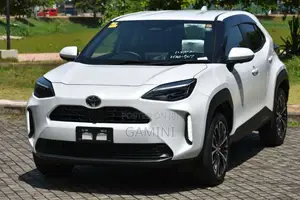 Toyota Yaris Cross HYBRID Z 2025 SUV Unregistered (Recondition)