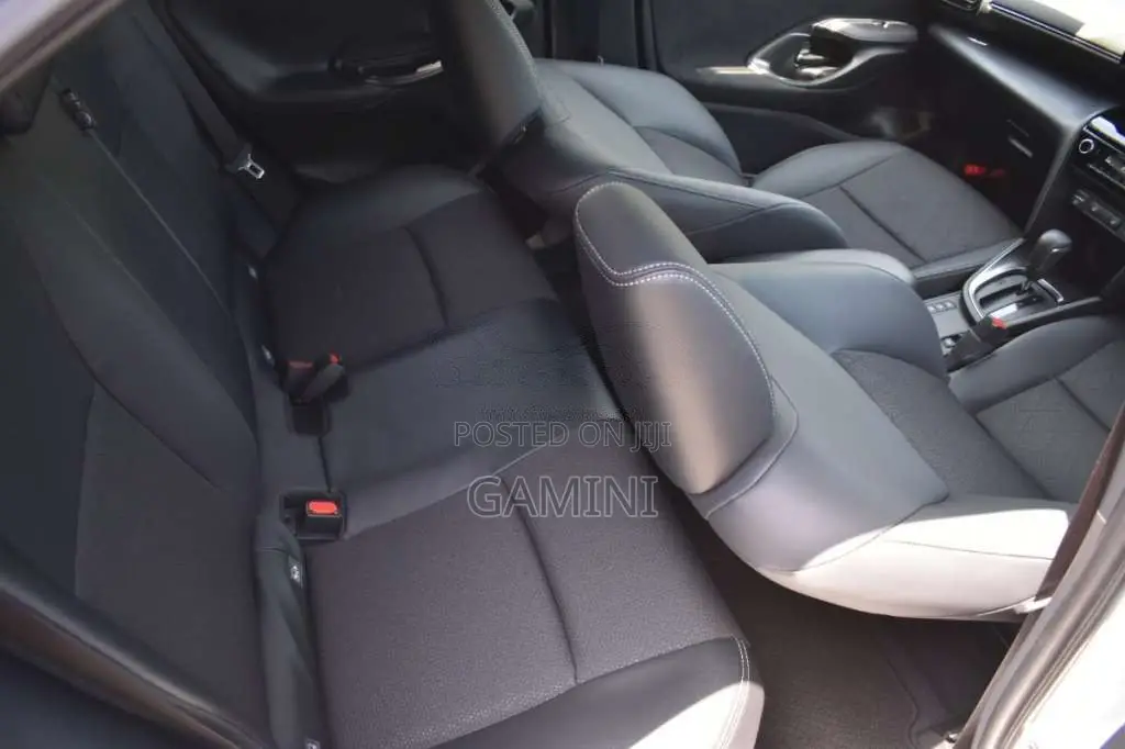Toyota Yaris Cross HYBRID Z 2025 SUV Unregistered (Recondition)