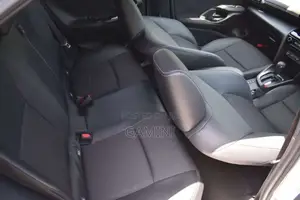 Toyota Yaris Cross HYBRID Z 2025 SUV Unregistered (Recondition)