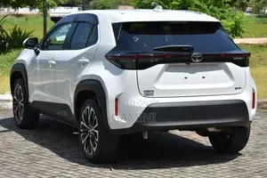 Toyota Yaris Cross HYBRID Z 2025 SUV Unregistered (Recondition)