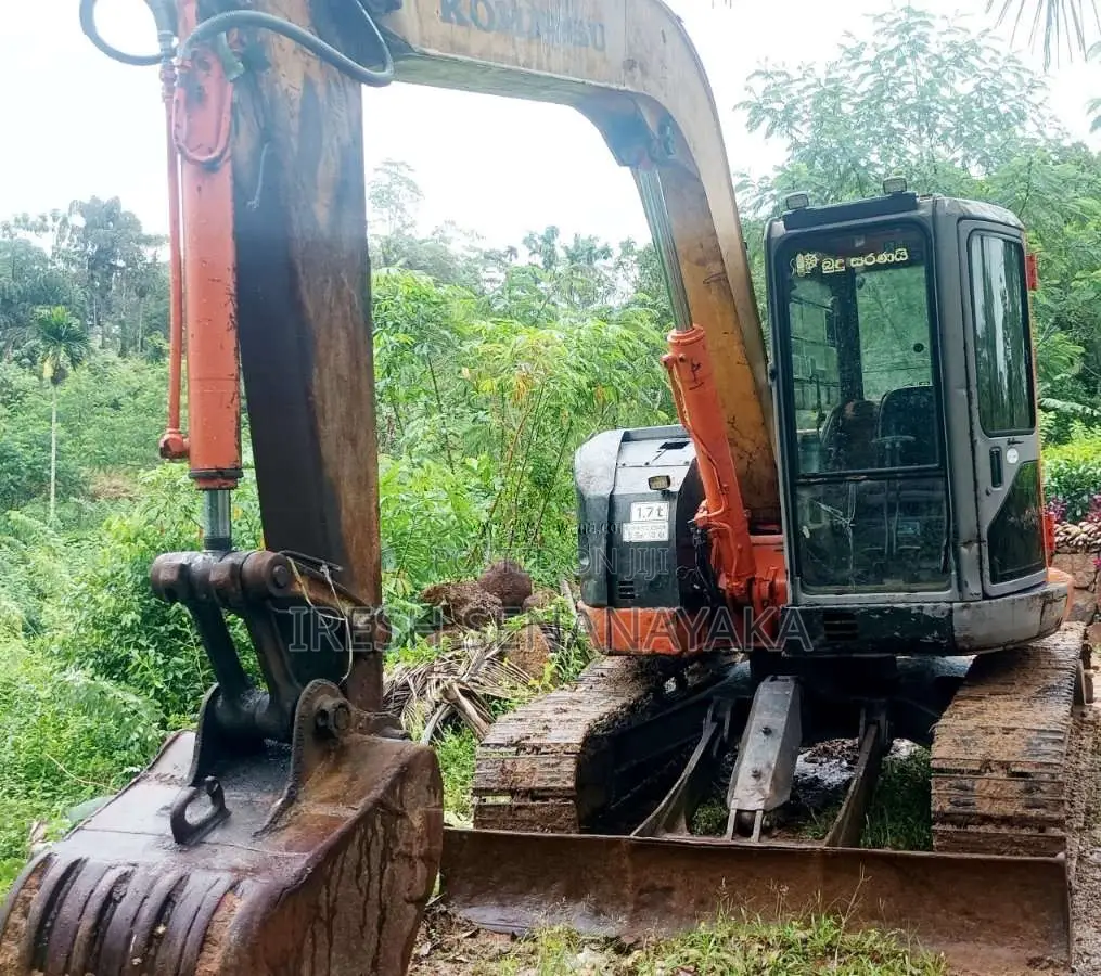 Hitachi Zaxis 2006 Heavy-Duty (Used)