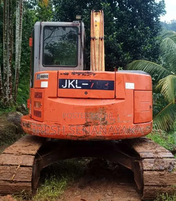 Hitachi Zaxis 2006 Heavy-Duty (Used)