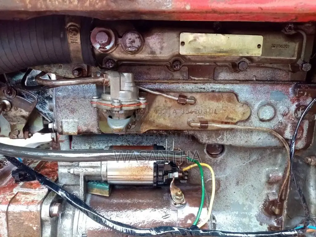 Massey-Ferguson 135 DL 1994 Tractor (Used)