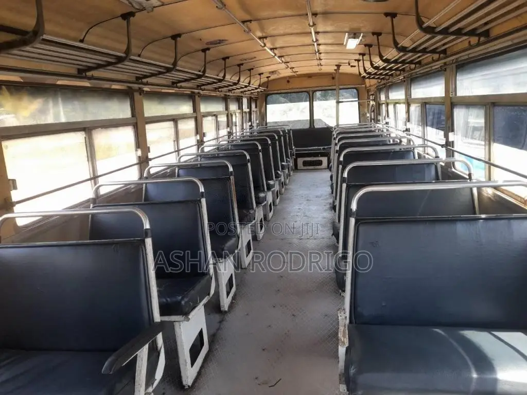 Ashok-Leyland Leyland 2000 Bus (Used)