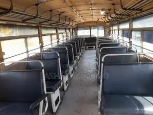 Ashok-Leyland Leyland 2000 Bus (Used)