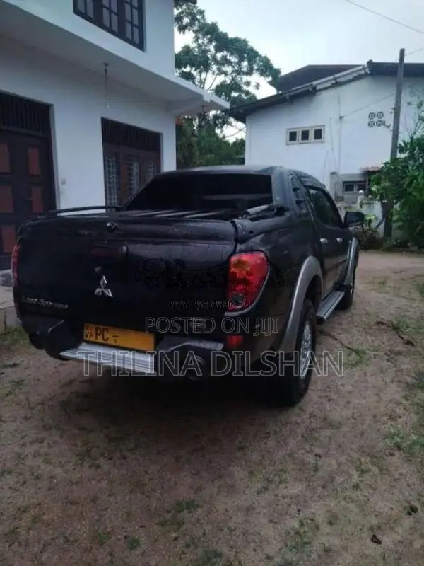 Mitsubishi L200 2011 Pickup (Used)