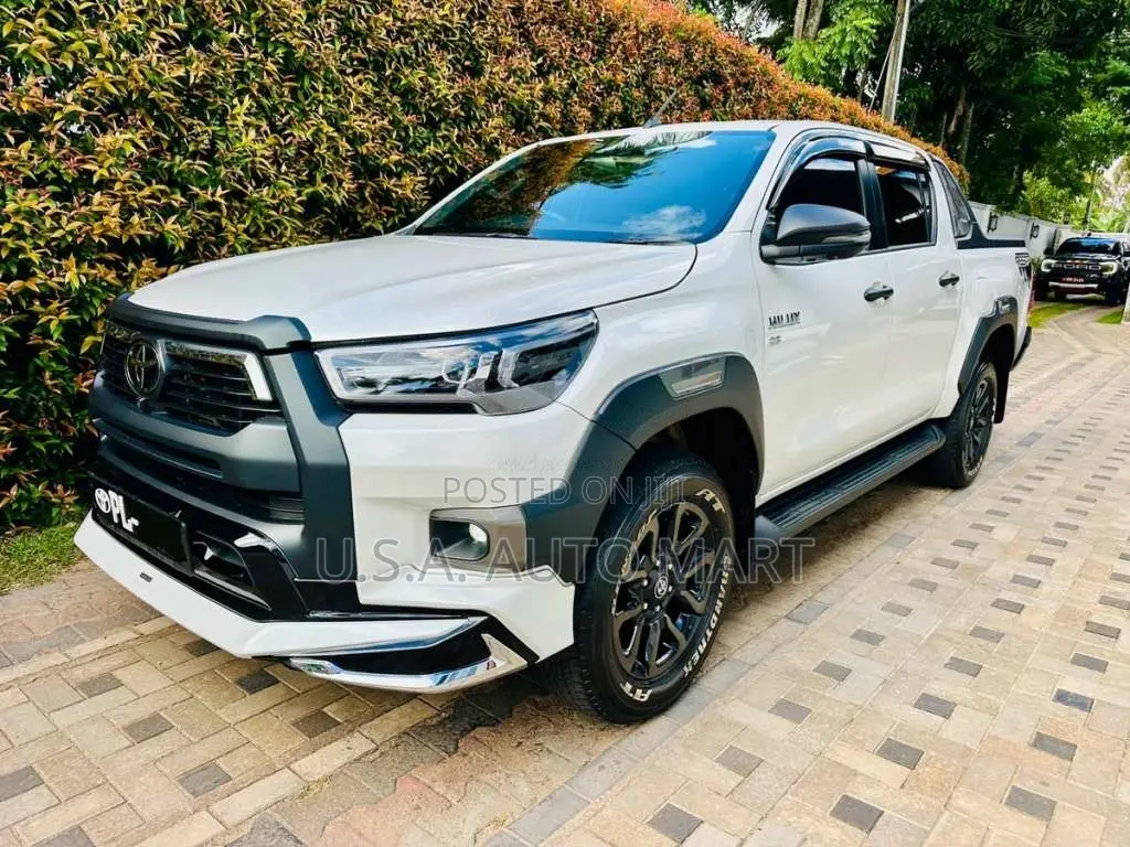 Toyota Hilux Revo Rocco 2025 Pickup (Used)