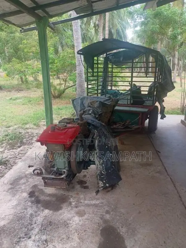 Kubota K600 1995 Tractor (Used)