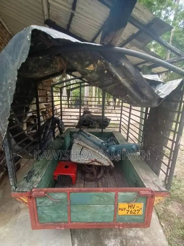 Kubota K600 1995 Tractor (Used)