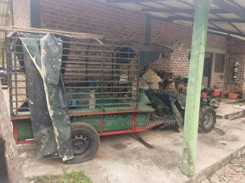 Kubota K600 1995 Tractor (Used)