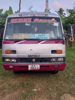 Isuzu Journey 1989 Bus (Used)