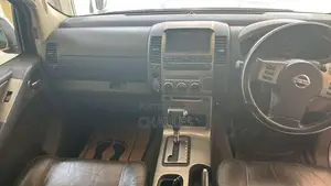 Nissan Navara Aventura 2007 Pickup (Used)