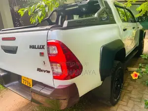 Toyota Hilux GR Sport 2024 Pickup (Used)