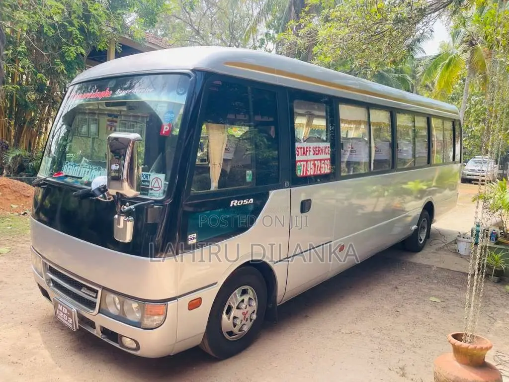 Mitsubishi Rosa 2006 Bus (Used)
