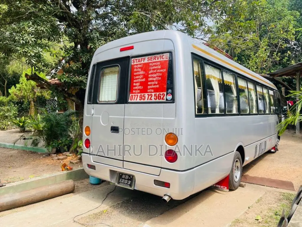 Mitsubishi Rosa 2006 Bus (Used)