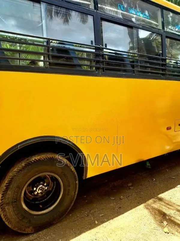 Ashok-Leyland Lynx 2015 Bus (Used)