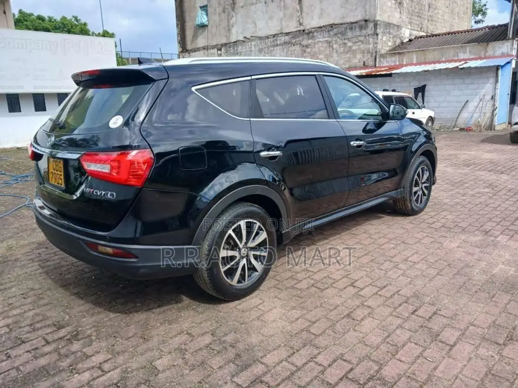 DFSK Glory 580 2019 SUV (Used)