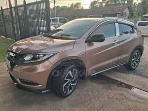 Honda VEZEL Z SENSING 2016 SUV (Used)