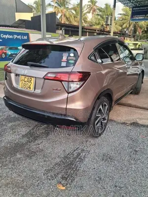 Honda VEZEL Z SENSING 2016 SUV (Used)