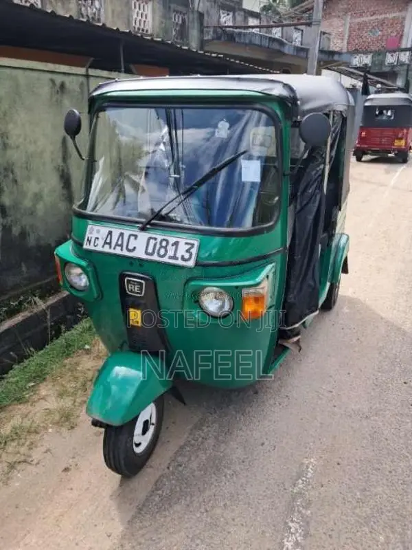 Bajaj 4 Stroke 2013 Three Wheel (Used)