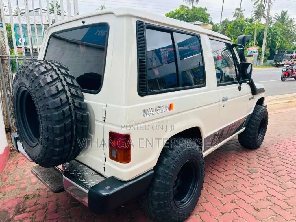 Mitsubishi Pajero 1986 SUV (Used)