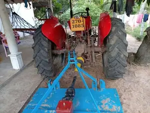Massey-Ferguson 135 1999 Tractor (Used)