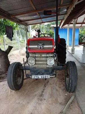 Massey-Ferguson 135 1999 Tractor (Used)