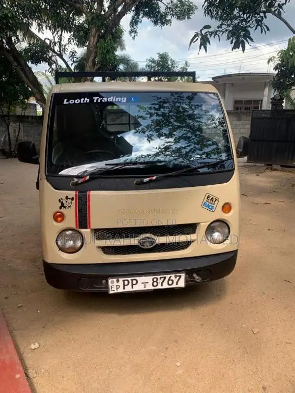 Tata Dimo Batta 2010 Lorry (Used)