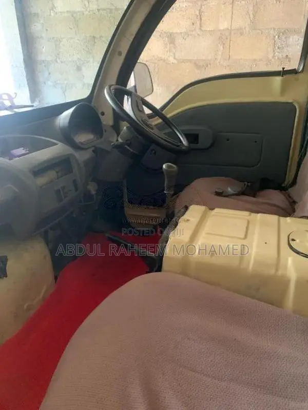 Tata Dimo Batta 2010 Lorry (Used)
