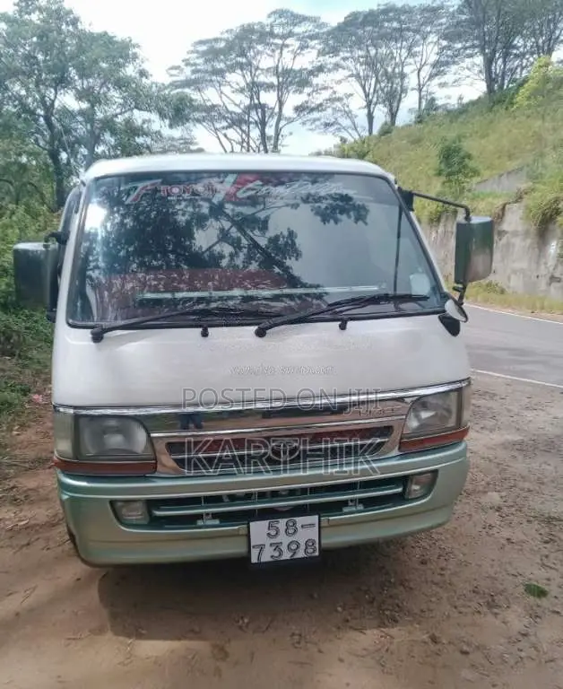 Toyota LH113 1993 Van (Used)