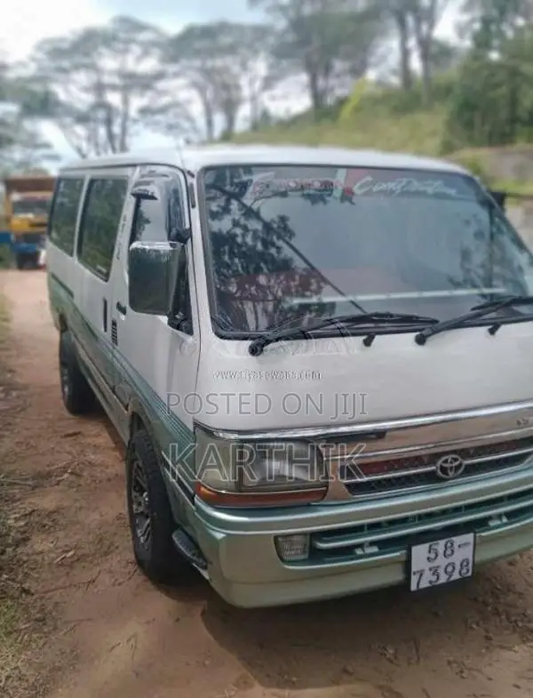 Toyota LH113 1993 Van (Used)