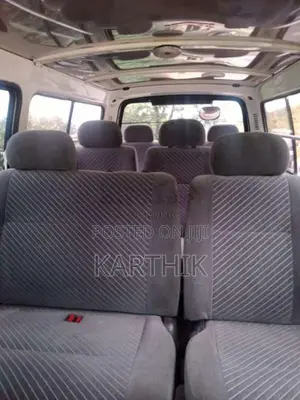 Toyota LH113 1993 Van (Used)