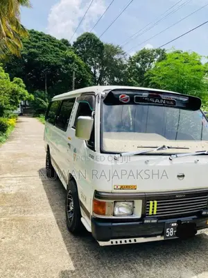 Nissan Caravan 1991 Van (Used)