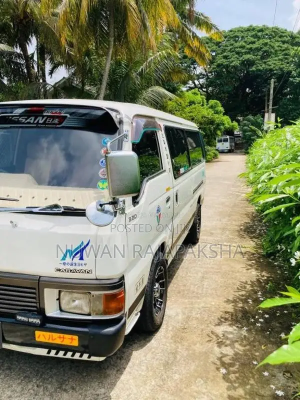 Nissan Caravan 1991 Van (Used)