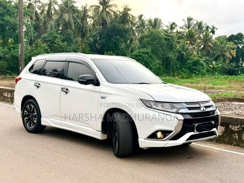 Mitsubishi Outlander 2015 SUV (Used)