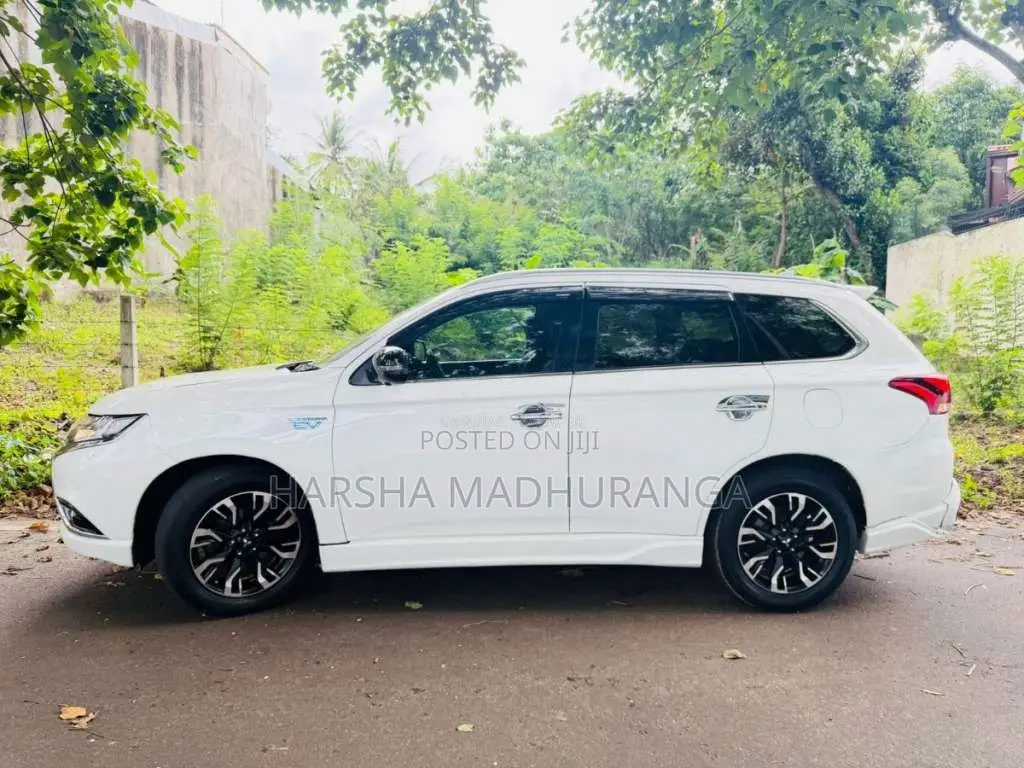 Mitsubishi Outlander 2015 SUV (Used)