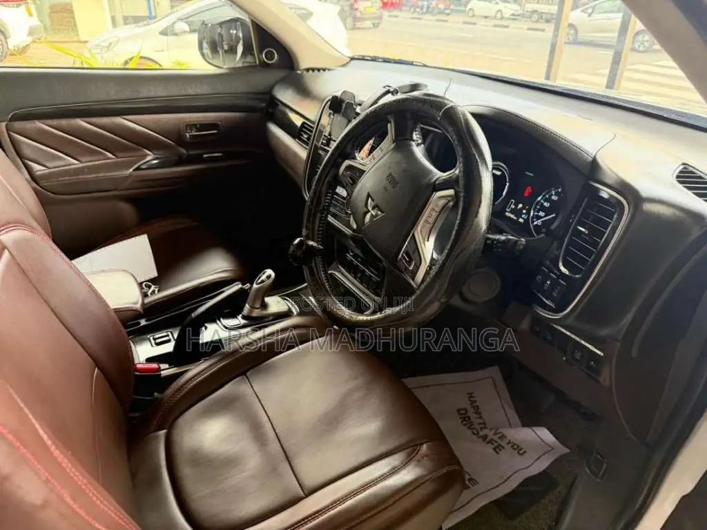 Mitsubishi Outlander 2015 SUV (Used)