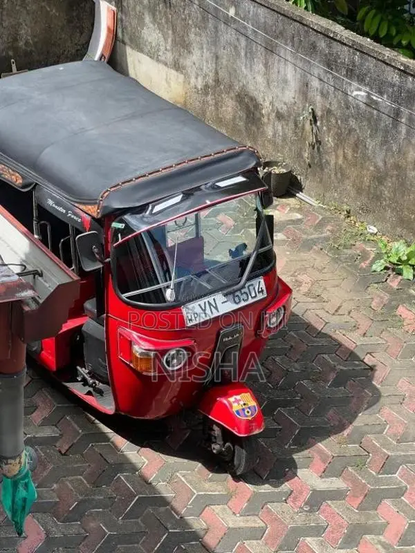 Bajaj RE 2011 Three Wheel (Used)