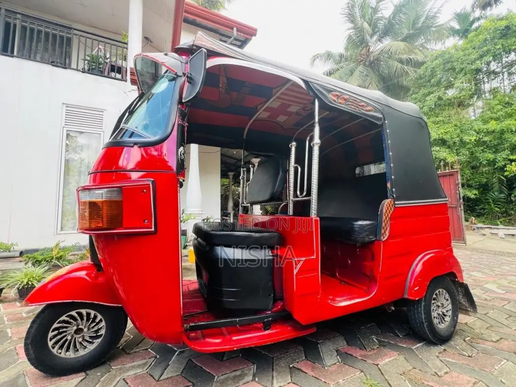 Bajaj RE 2011 Three Wheel (Used)