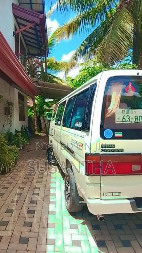 Nissan Caravan 1991 Van (Used)