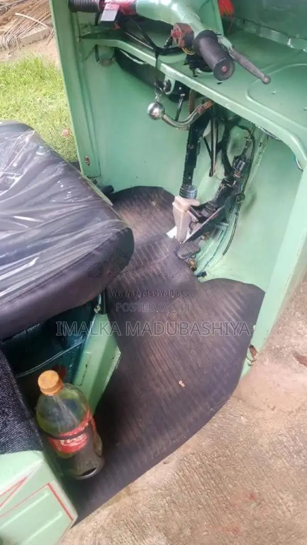 Bajaj 2 stroke 2003 Three Wheel (Used)
