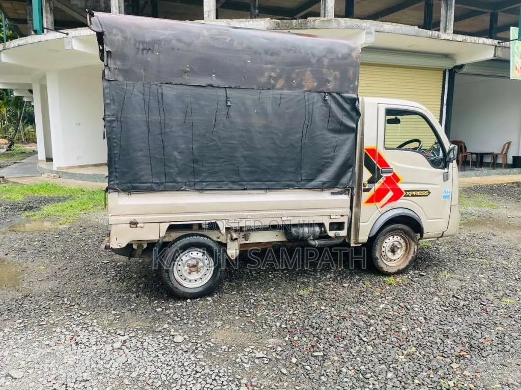 Tata Express 2015 Lorry (Used)