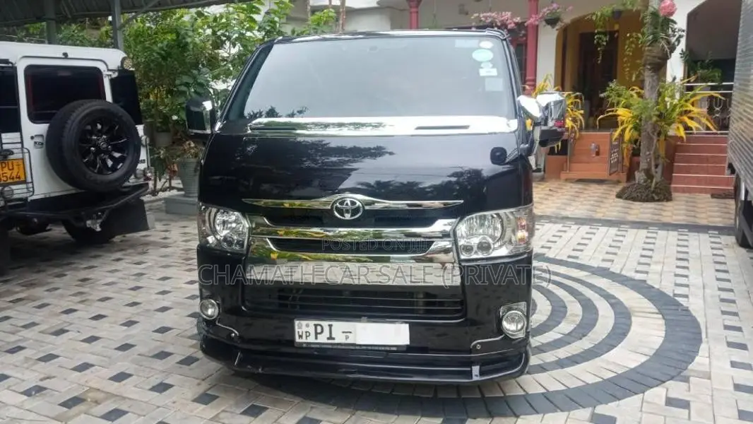 Toyota KDH TRH 200 DARK PRIME SUPER GL 2016 Van (Used)