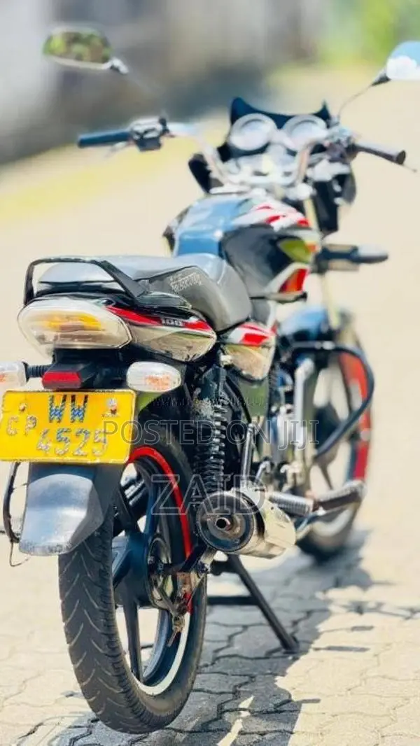 Bajaj Discover 2011 Motorbike (Used)