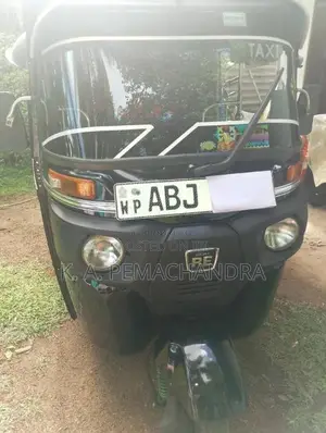 Bajaj RE 205 2016 Three Wheel (Used)