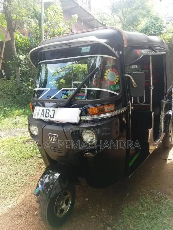 Bajaj RE 205 2016 Three Wheel (Used)