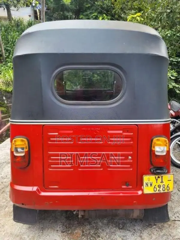 TVS King 2011 Three Wheel (Used)