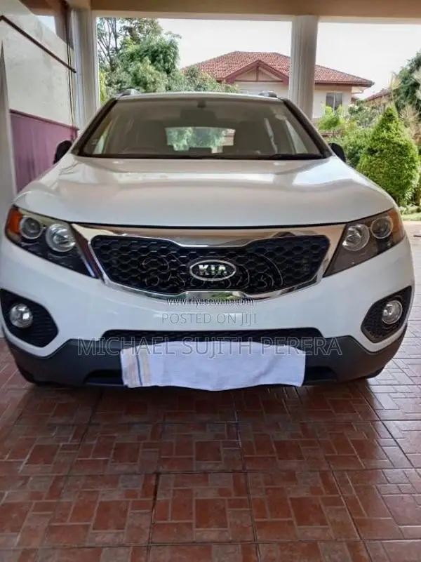 Kia Sorento 2011 SUV (Used)