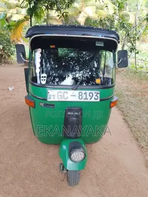 Bajaj RE 2 Stroke 2000 Three Wheel (Used)