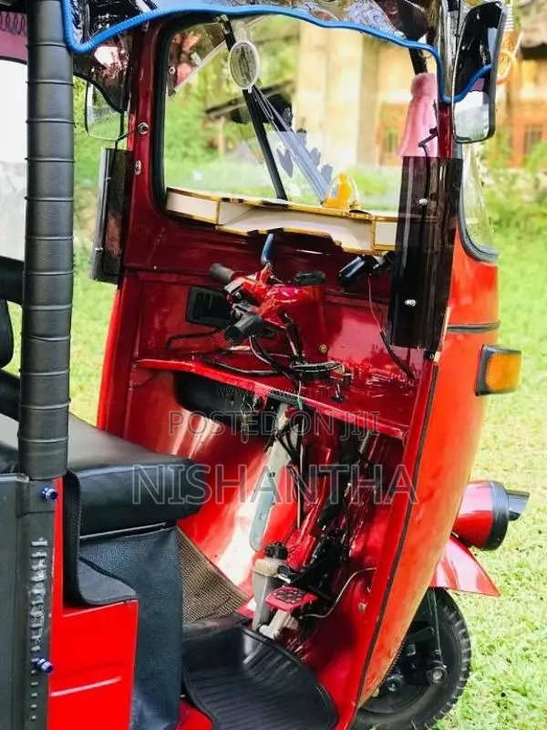 Bajaj Re 2 stroke 2000 Three Wheel (Used)